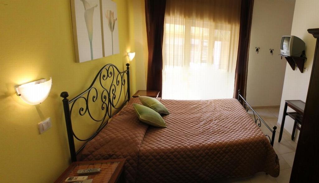 B&B Viadelmare Альгеро Экстерьер фото